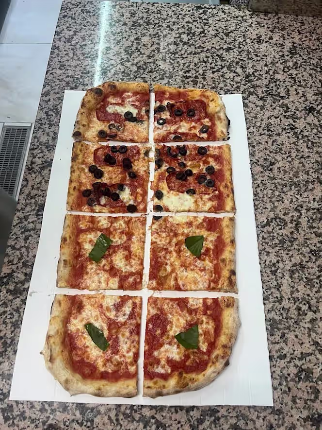 Vintage pizzeria - 0