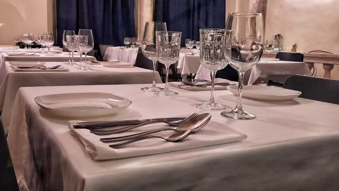 Esoticum Restaurant & Lounge Bar - 8