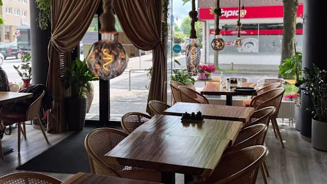 Annam Restaurant - 9