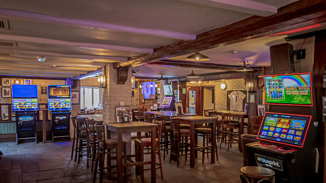 Seven Red Roses Reading - 1