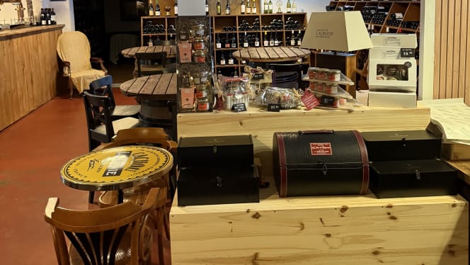 Le Cellier Des Vignerons - 9