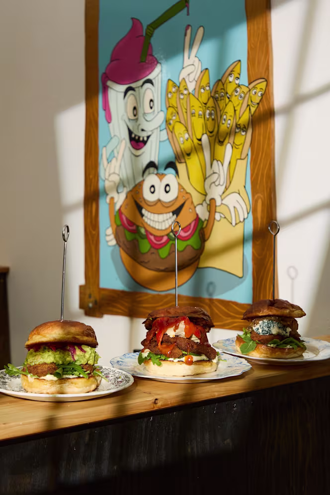 Lia's Kitchen 100% Vegan - 1