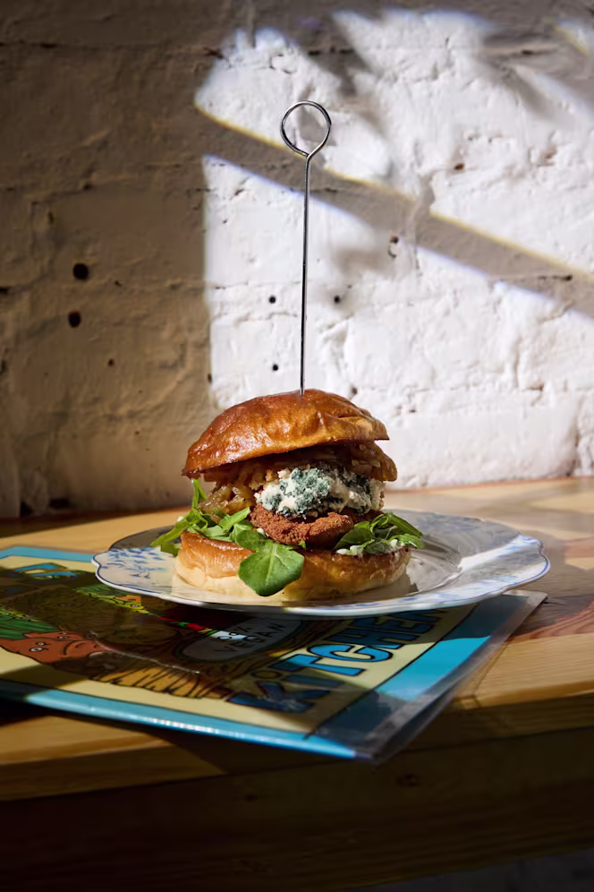 Lia's Kitchen 100% Vegan - 2