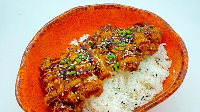 Chao Chao Noodles & Gyozas - 6