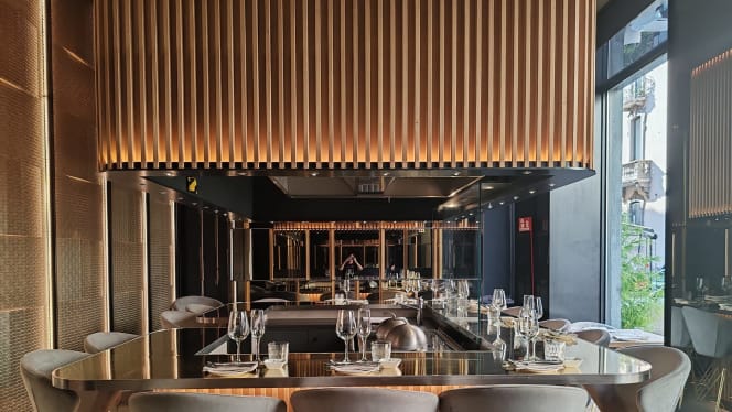 Uma Sushi & Grill - 5