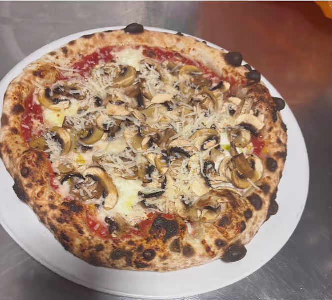 Donnelli's Pizzeria - 0