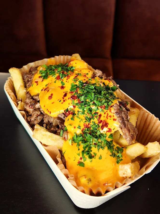 Quentin`s Fun & Kitchen - 7