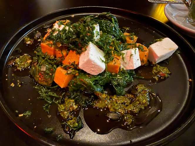 Quentin`s Fun & Kitchen - 1