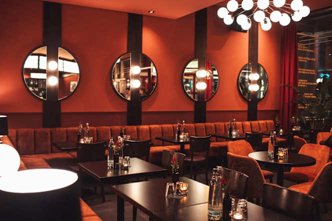 Quentin`s Fun & Kitchen - 6