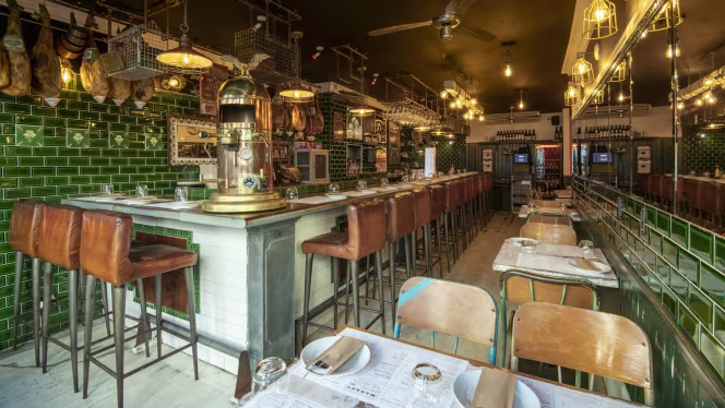 MARKET Restaurant & Bar - 7