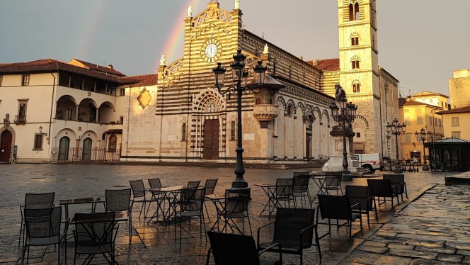 Plantago Enoteca natural wine bar & shop - 4