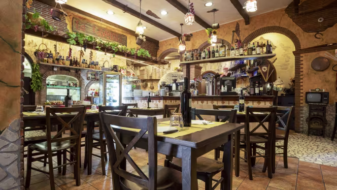 La Taverna  bisteccheria pizzeria - 7