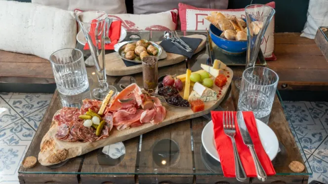 Champagne + Fromage - Greenwich - 0