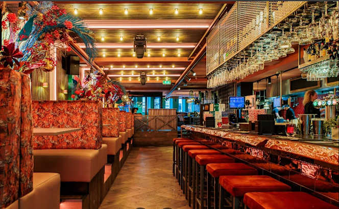 EVE - Foodclub & Bar - 3