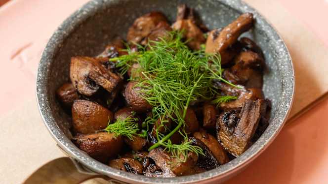 Faire Tapas & Wine - 4