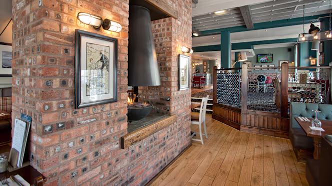 Grapes Hotel Formby - 6