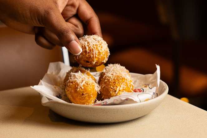 Janine Restaurant - 4