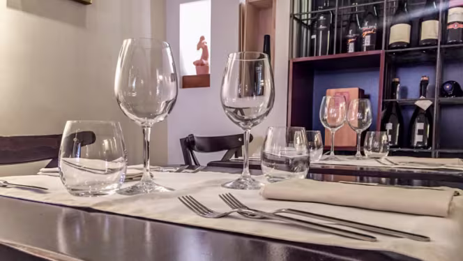 Enosteria  capolecase - 6