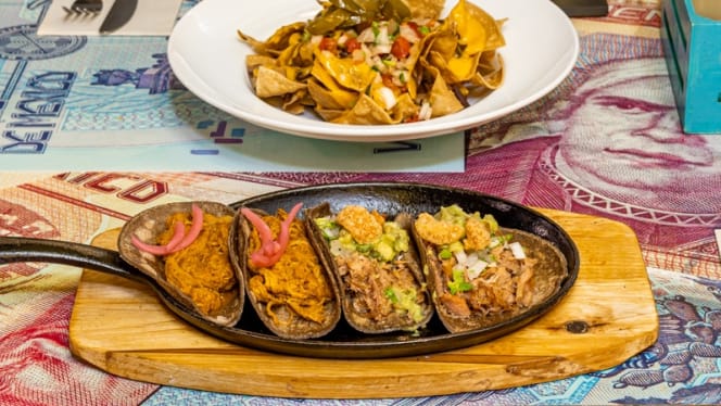 La Adelita Botanero - 5