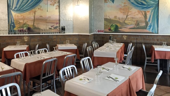 L'Insalata Ricca Piazza Albania - 1