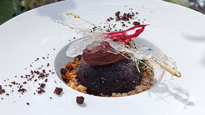 ROOF FIANI Restaurant Pool Bar - 1