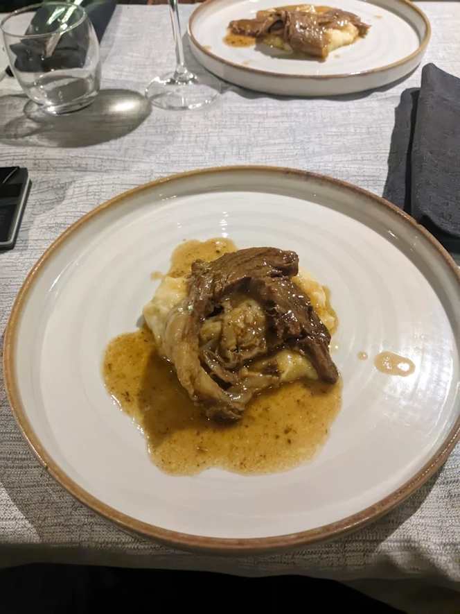 Mezze Maniche - Restaurant & Pool Bar - 6