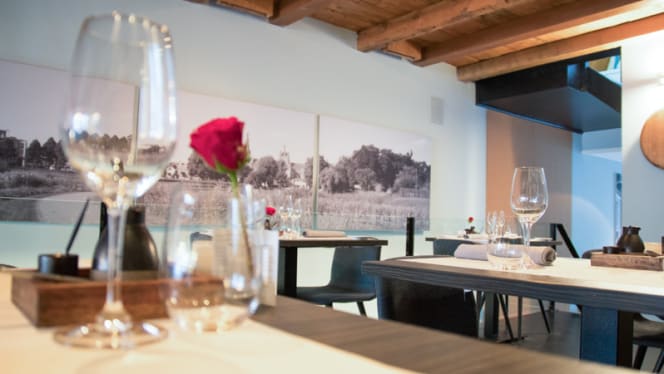 restaurant le VIN 'x - 6