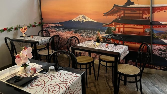 Pop Sushi House of California - 6