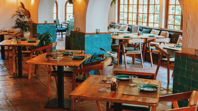 Cascada Cocina & Bar - 0