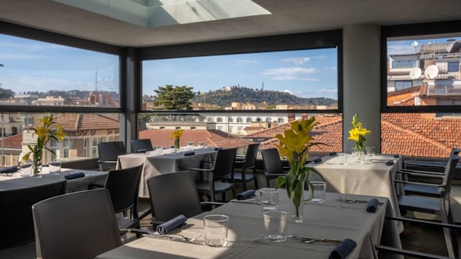 VISTA RESTAURANT - 2