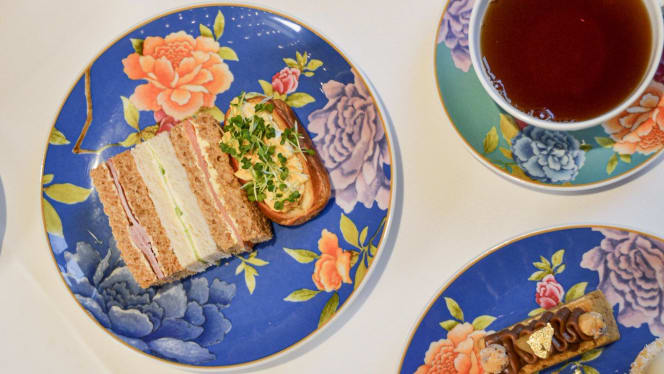 Afternoon Tea at St James’s Hotel and Club - 4