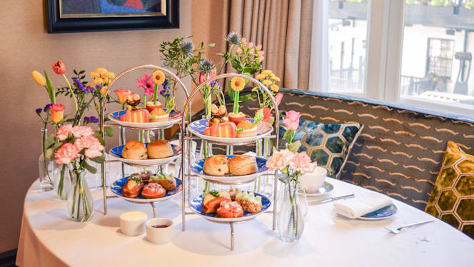 Afternoon Tea at St James’s Hotel and Club - 2