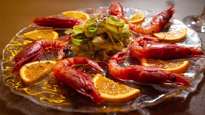 Connoisseur Restaurant - 2