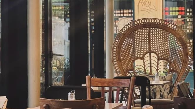 Wirr am Brunnenmarkt - 2