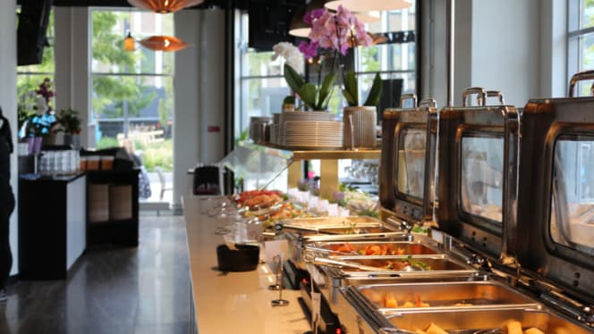 Asian BBQ Bistro - Taby - 7