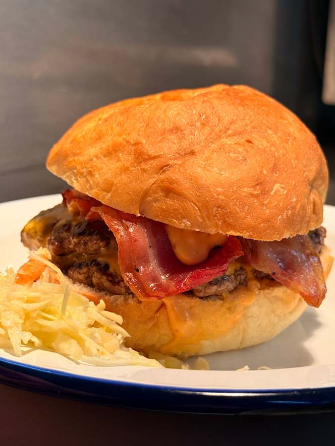 Meet Hamburger Gourmet - 3