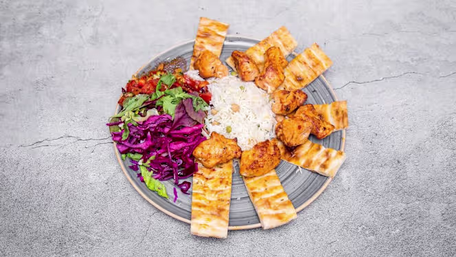 Chemen Cafe & Restaurant - 4