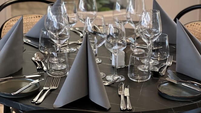 Hoom Park & Hotel - Restaurangen - 6