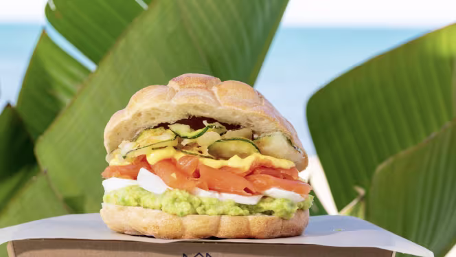 Baia Lounge & Fish Bar - Vieste - 5