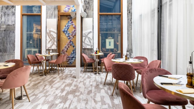 Dad's Den - Paris - 6