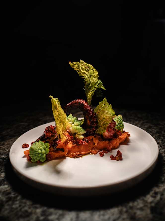 Ultimo Bistro & Wine Bar - 1