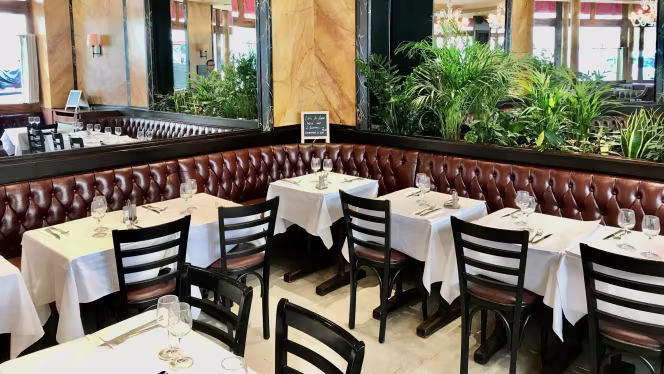 Le Copernic - Paris - 6