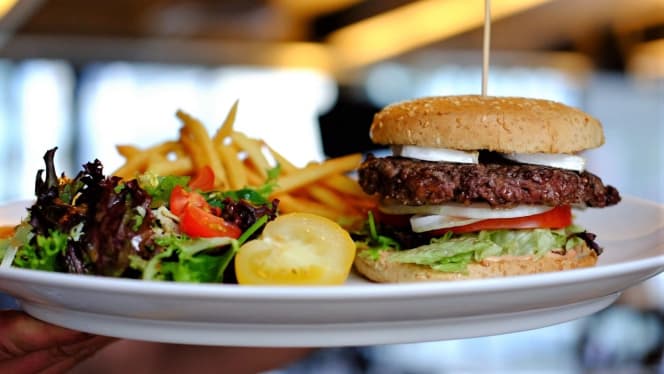 Italian Pub & Restaurant - 7