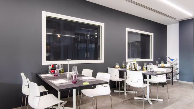 Lungolinea – Food Court - 8