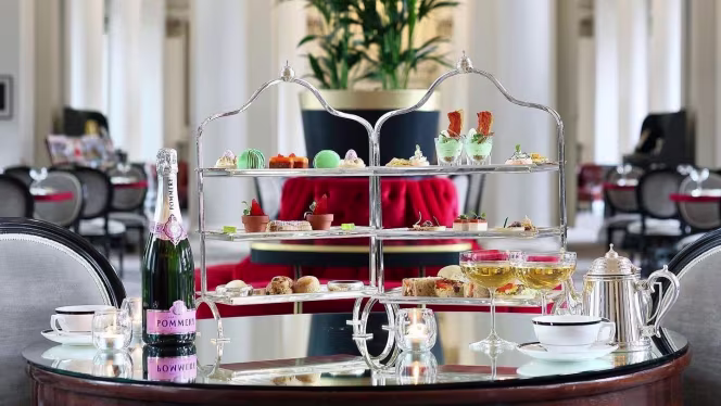 Colonnades at the Signet Library - 5