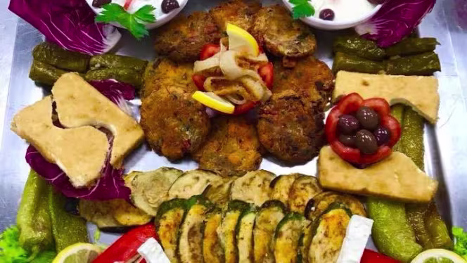 Hellas Grill-Restaurant - 2