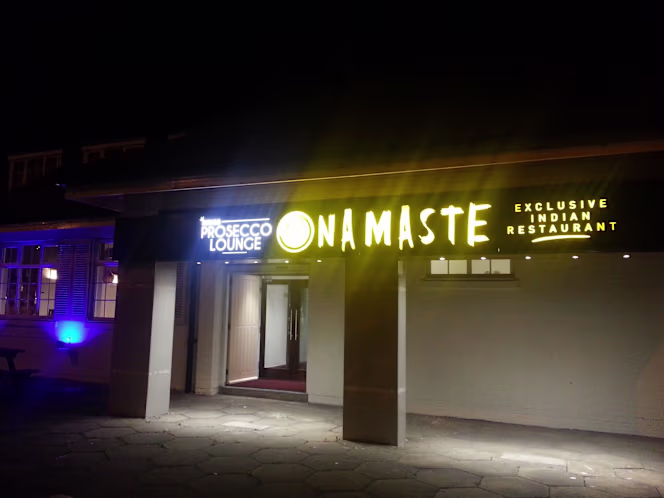Namaste Indian Restaurant & Kings Prosecco Lounge - 3