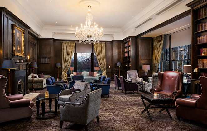 Champagne Bar @ Oulton Hall - 3