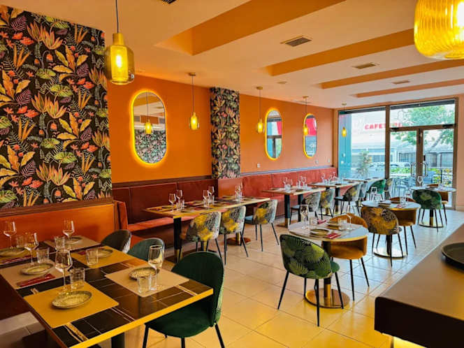 Andaaz Indian Cuisine Restaurant - 5