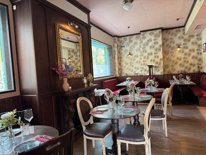 Andaaz Indian Cuisine Restaurant - 3